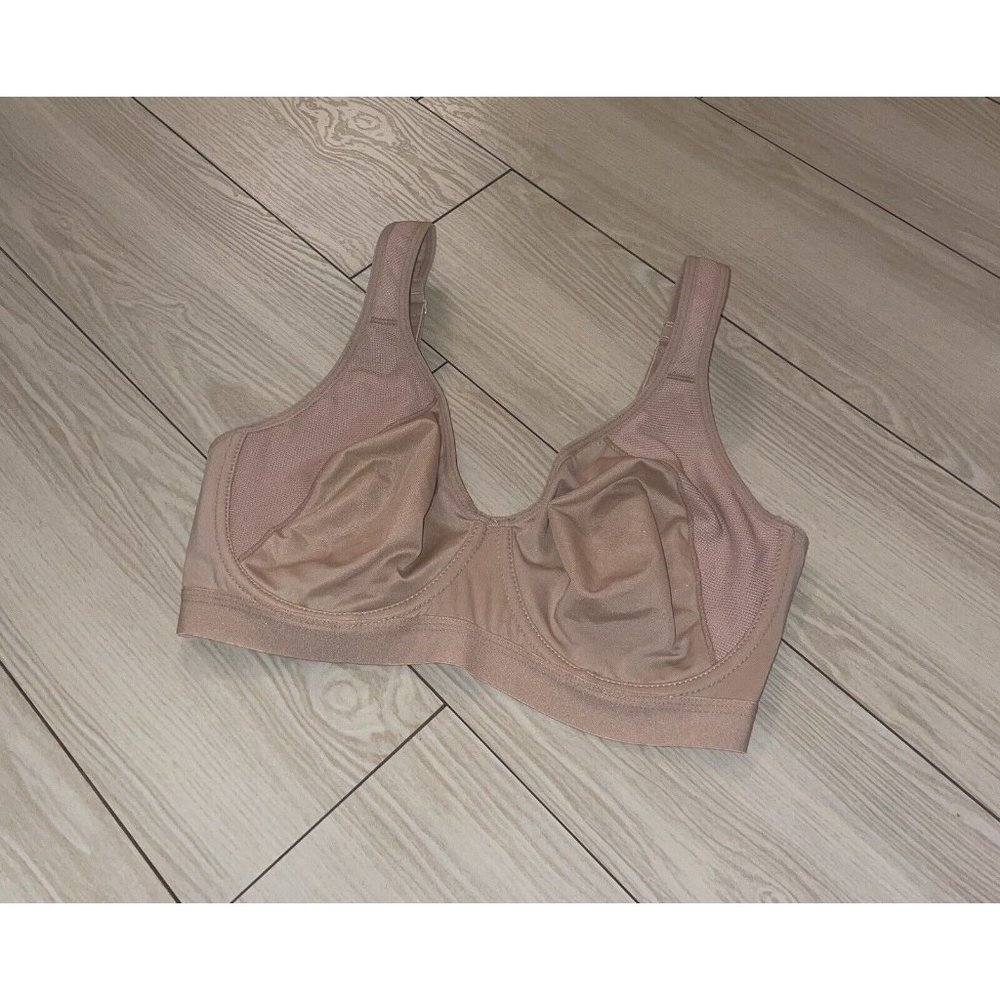 Carnival 604 Womens Underwire Coolmax Sports Bra Unpadded 36DD Beige